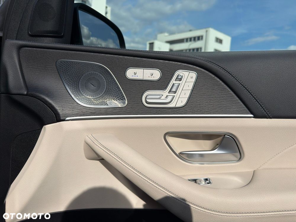 Mercedes-Benz GLE - 31