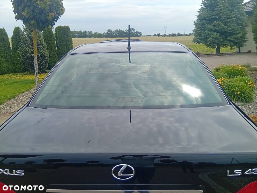 Lexus LS - 7