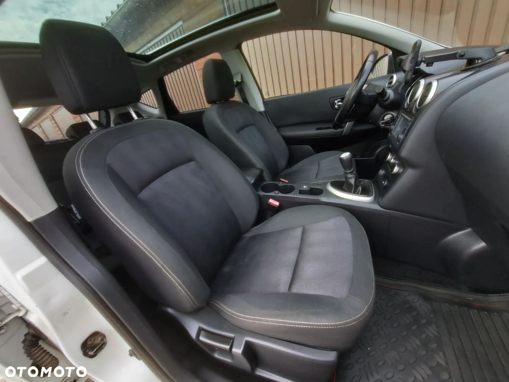 Nissan Qashqai 1.6 DCi Tekna - 28
