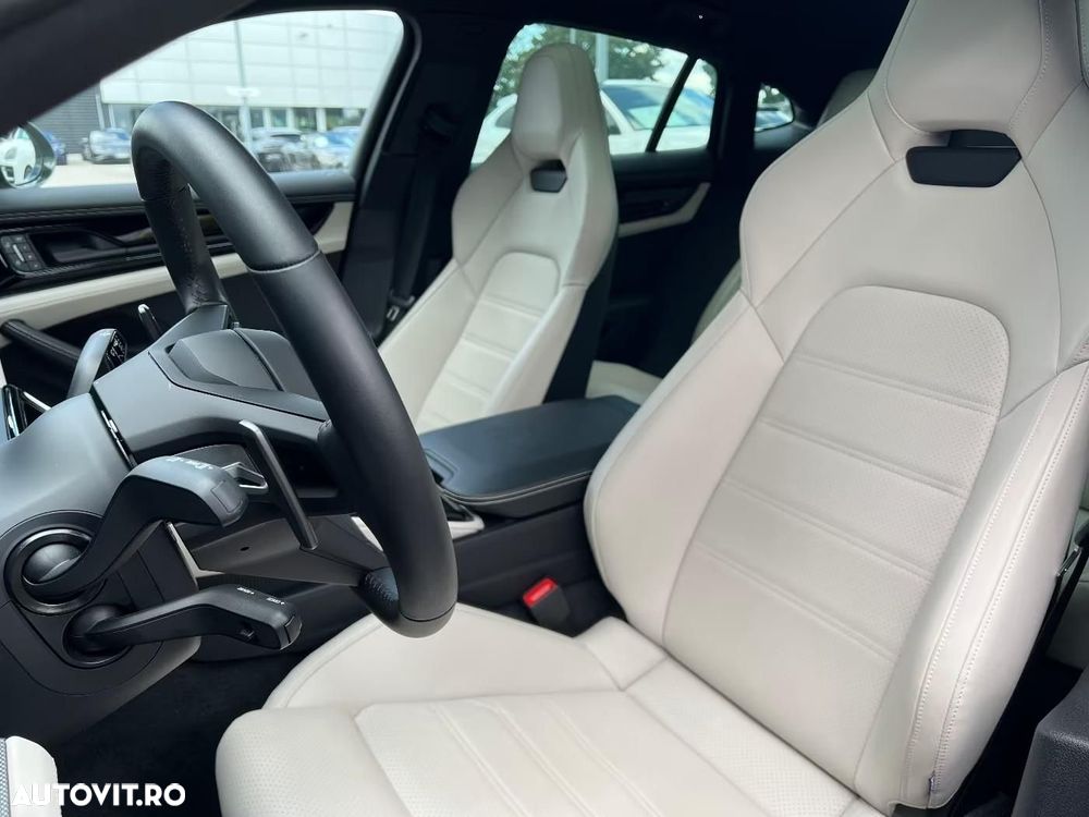 Porsche Panamera - 10