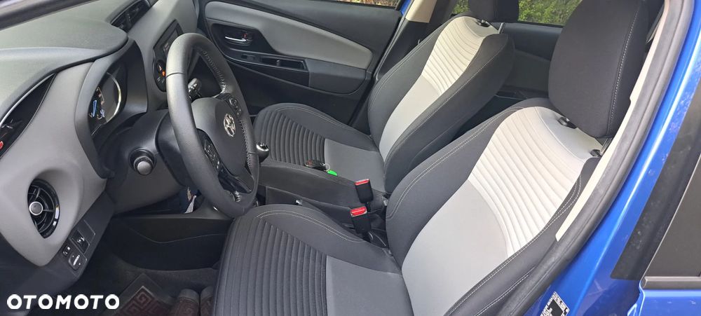 Toyota Yaris 1.5 Active - 14