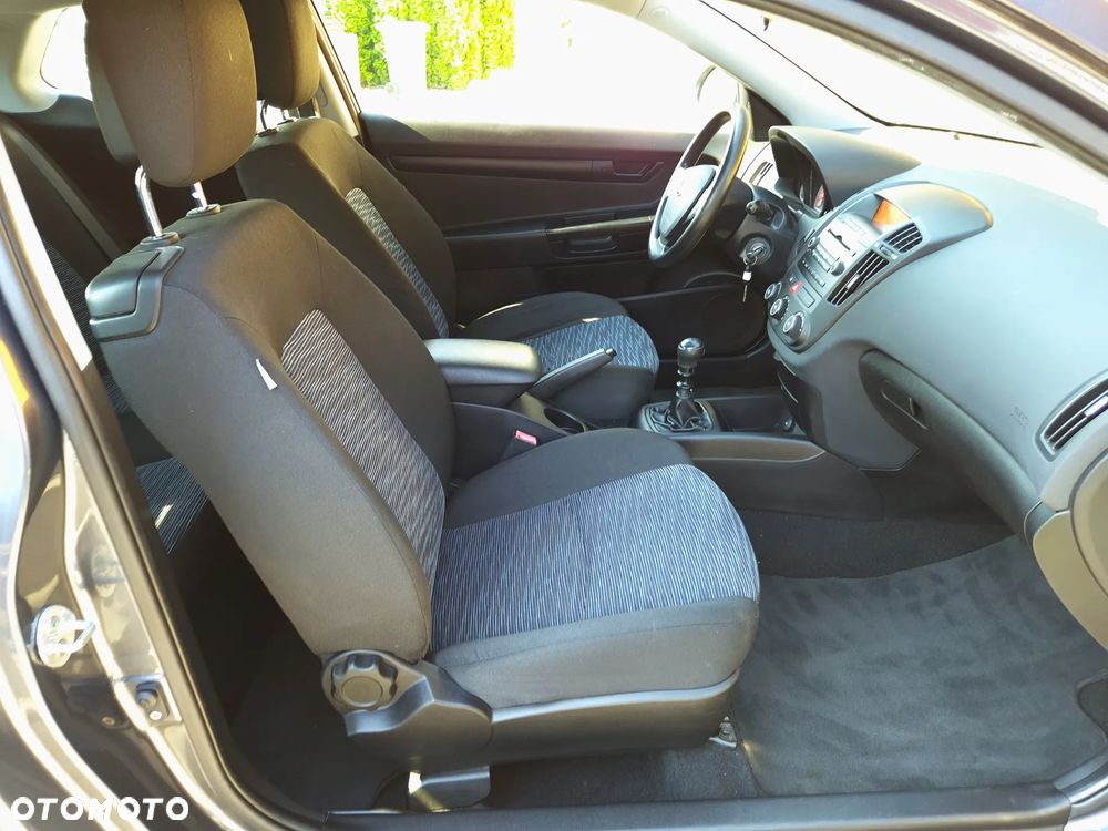 Kia ProCeed 1.6 CVVT EX - 29