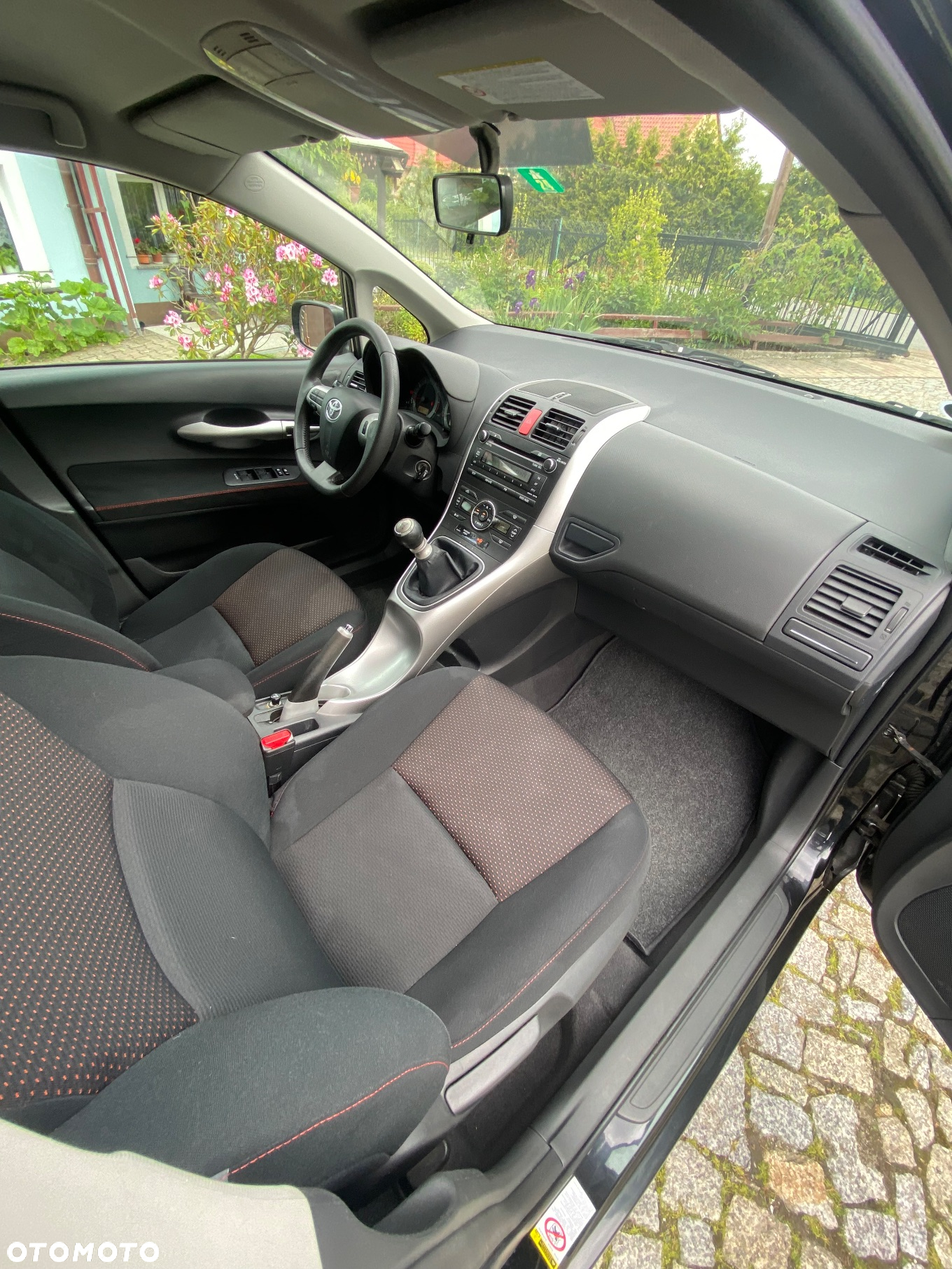 Toyota Auris 1.6 Club - 10