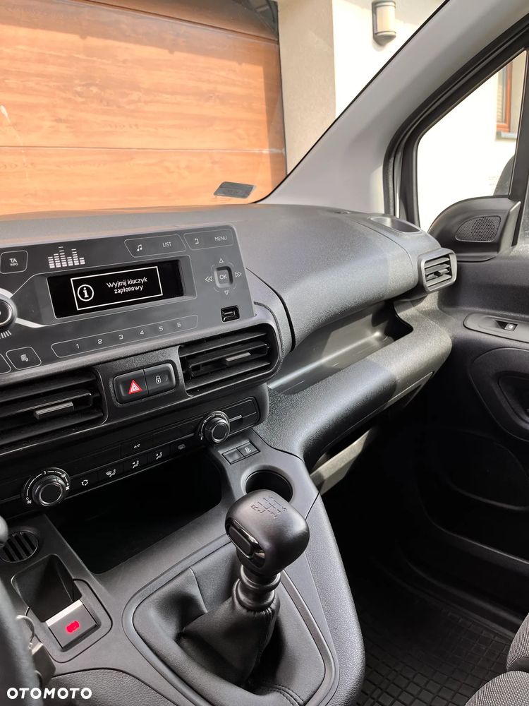 Peugeot L2 - 10