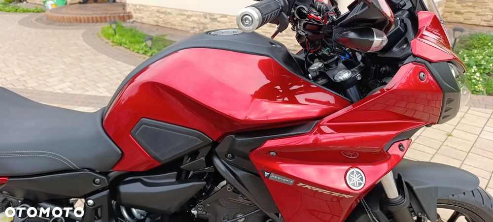 Yamaha MT - 27