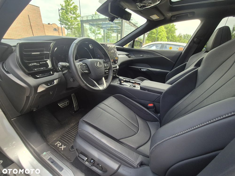 Lexus RX 500h F Sport Edition - 11