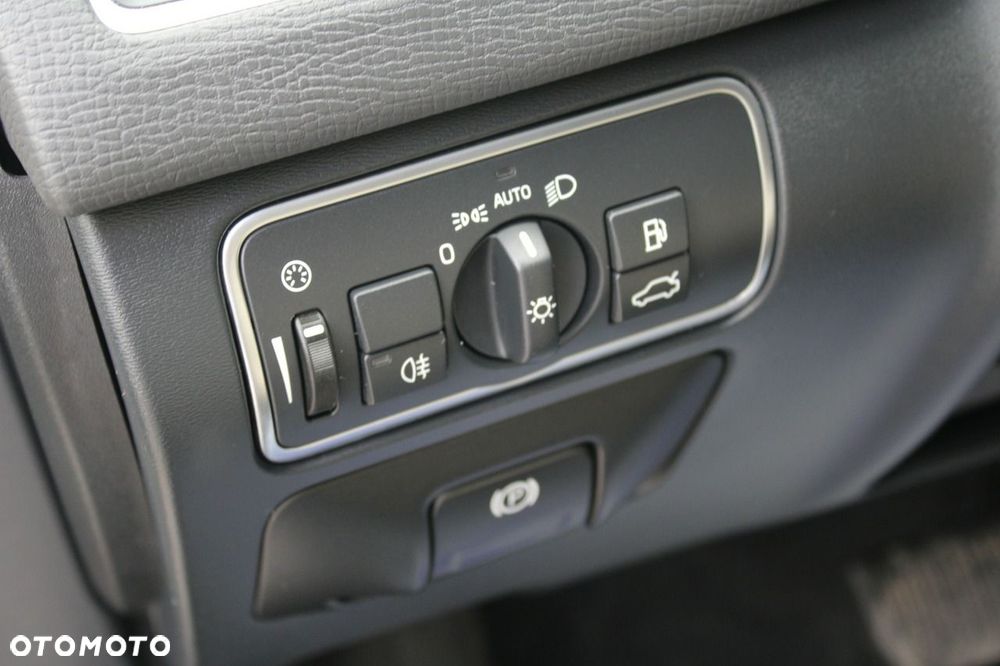 Volvo XC 60 - 21