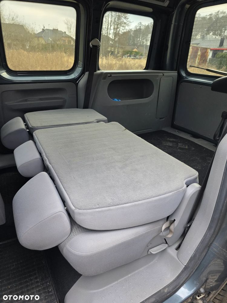 Volkswagen Caddy - 4