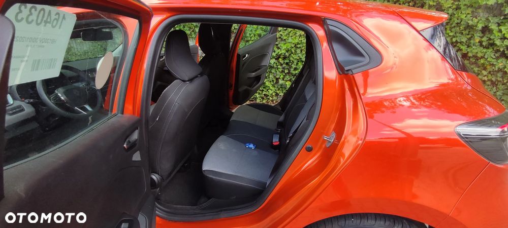 Renault Clio - 11