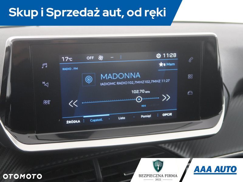 Peugeot 208 - 15