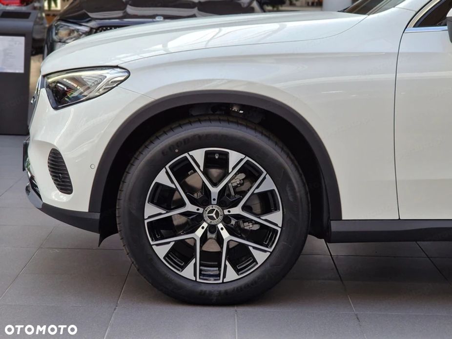 Mercedes-Benz GLC - 5