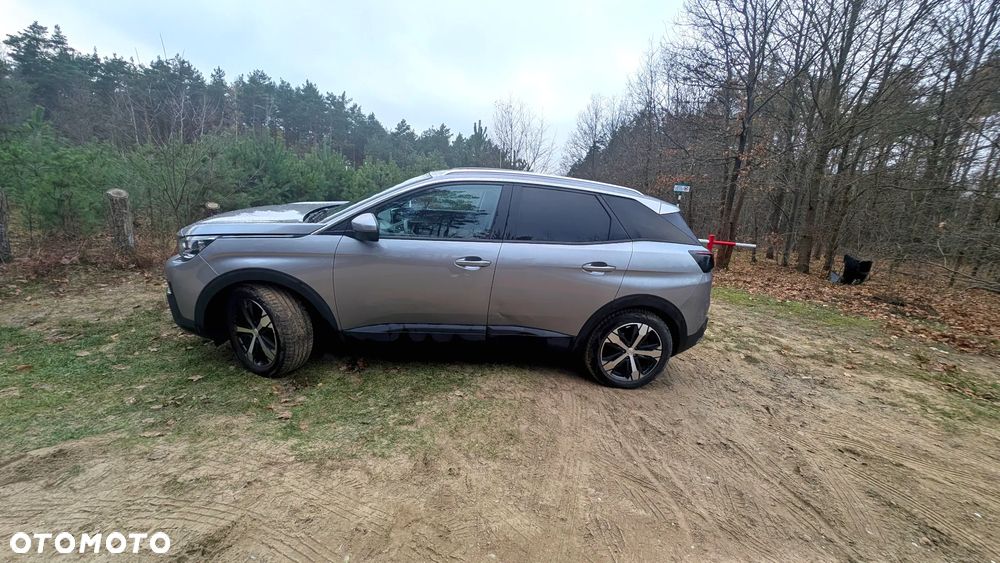 Peugeot 3008 1.2 PureTech GPF Active S&S - 13