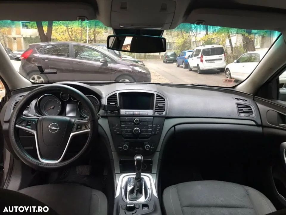 Opel Insignia - 2