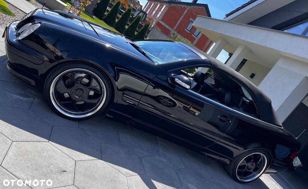 Mercedes-Benz CLK - 10