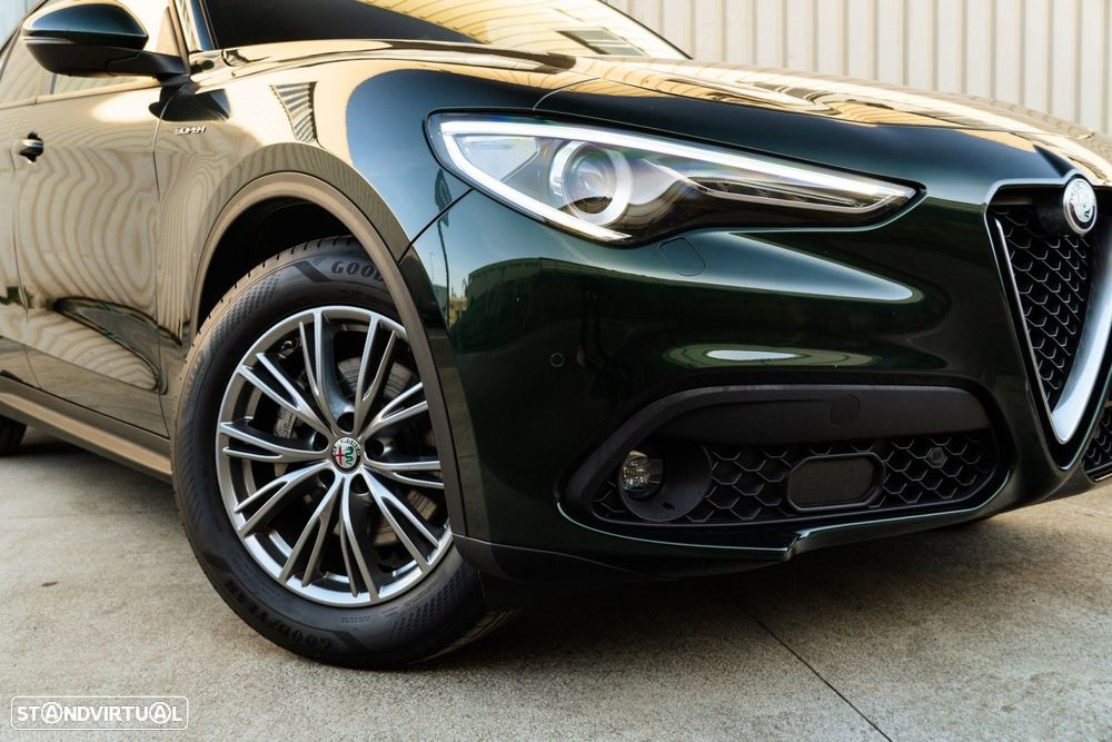 Alfa Romeo Stelvio 2.2 D Super AT8 - 32
