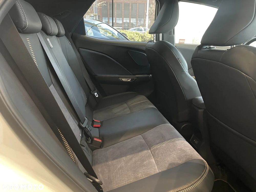 Lexus LBX 1.5 Hybrid Cool - 8