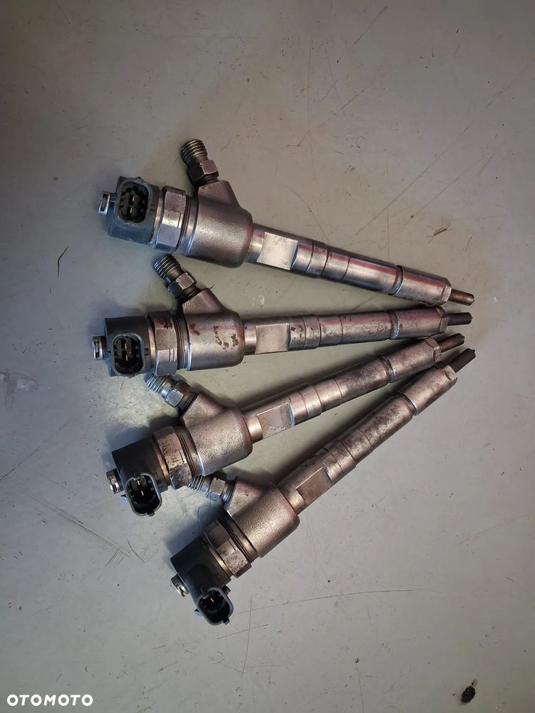 Wtrysk wtryski fiat opel 1.3 cdti jtd  0445110326 - 2