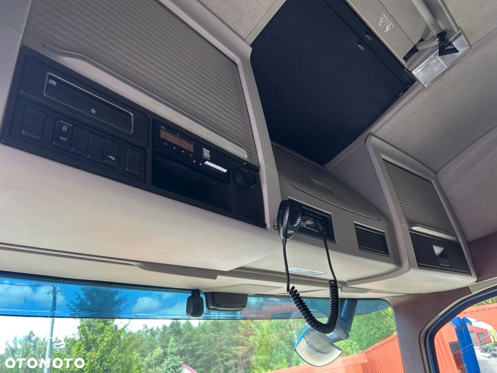 Volvo FH 500 AUTOMAT / HALOGENY ORUROWANIE / FULL SPOJLERY / LED / EURO 6 / TACHOGRAF NOWEJ GENERACJI / PRZÓD NOWE OPONY DUNLOP / 2015 ROK !! - 30