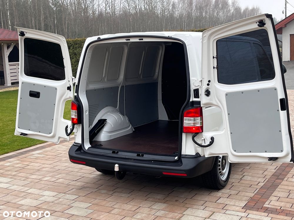 Volkswagen Transporter T6 - 16
