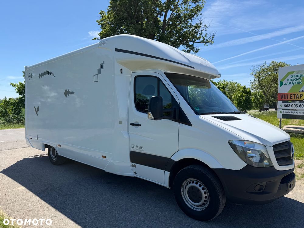 Mercedes-Benz Sprinter - 1