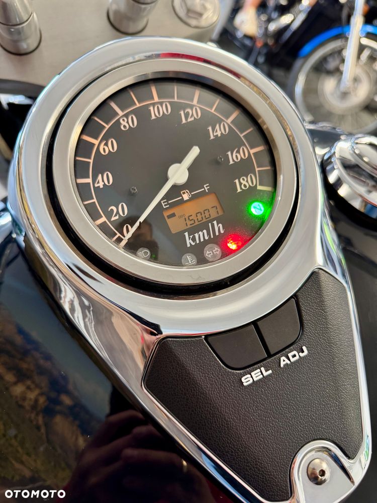 Suzuki VL 800 Volusia - 9
