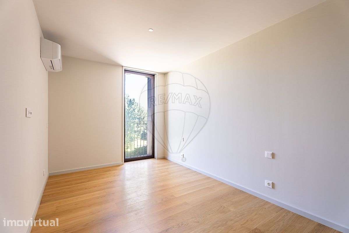 Apartamento T4 para venda - Grande imagem: 2/17