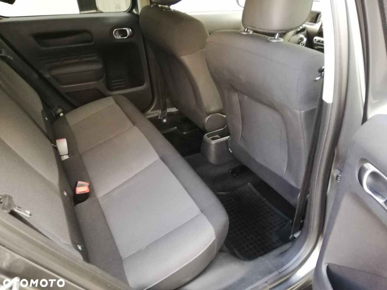 Citroën C4 Cactus - 25