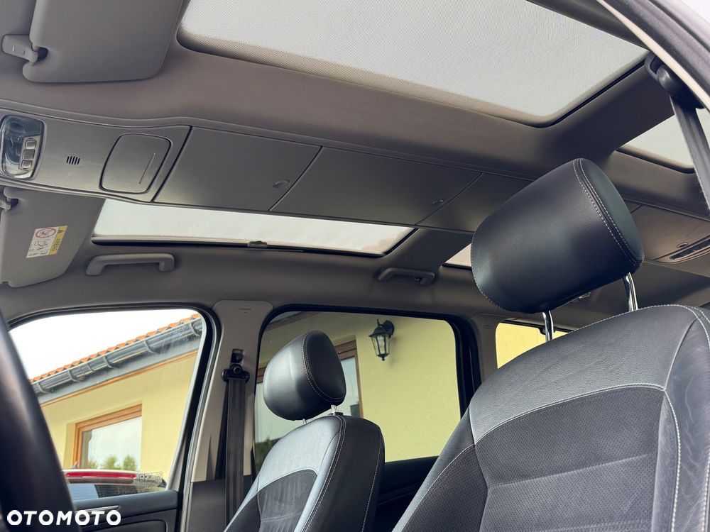 Ford Galaxy - 29