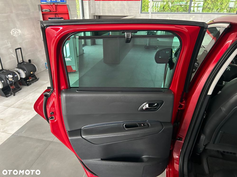 Peugeot 3008 1.6 Active - 21