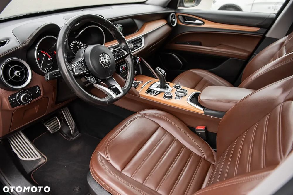 Alfa Romeo Stelvio 2.2 JTDM Super - 15