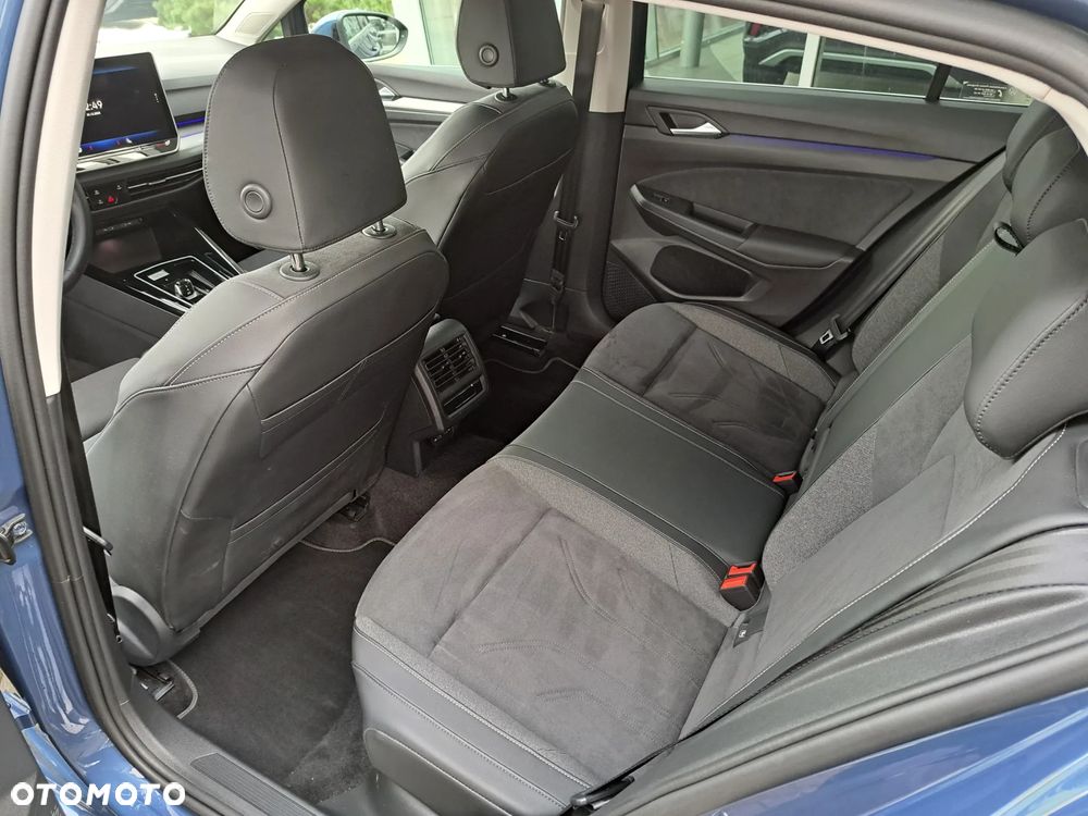 Volkswagen Golf - 13