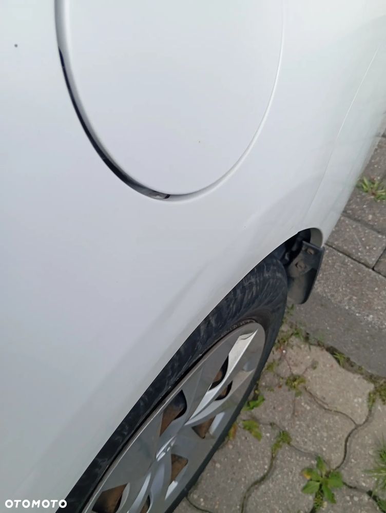 Toyota Auris 1.6 Premium - 9