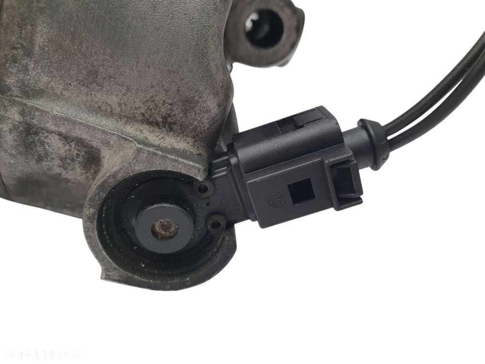 SPRĘŻARKA KLIMATYZACJI VW Golf V Passat B6 1.9 TDI 5N0820803 5N0 820 803 - 5