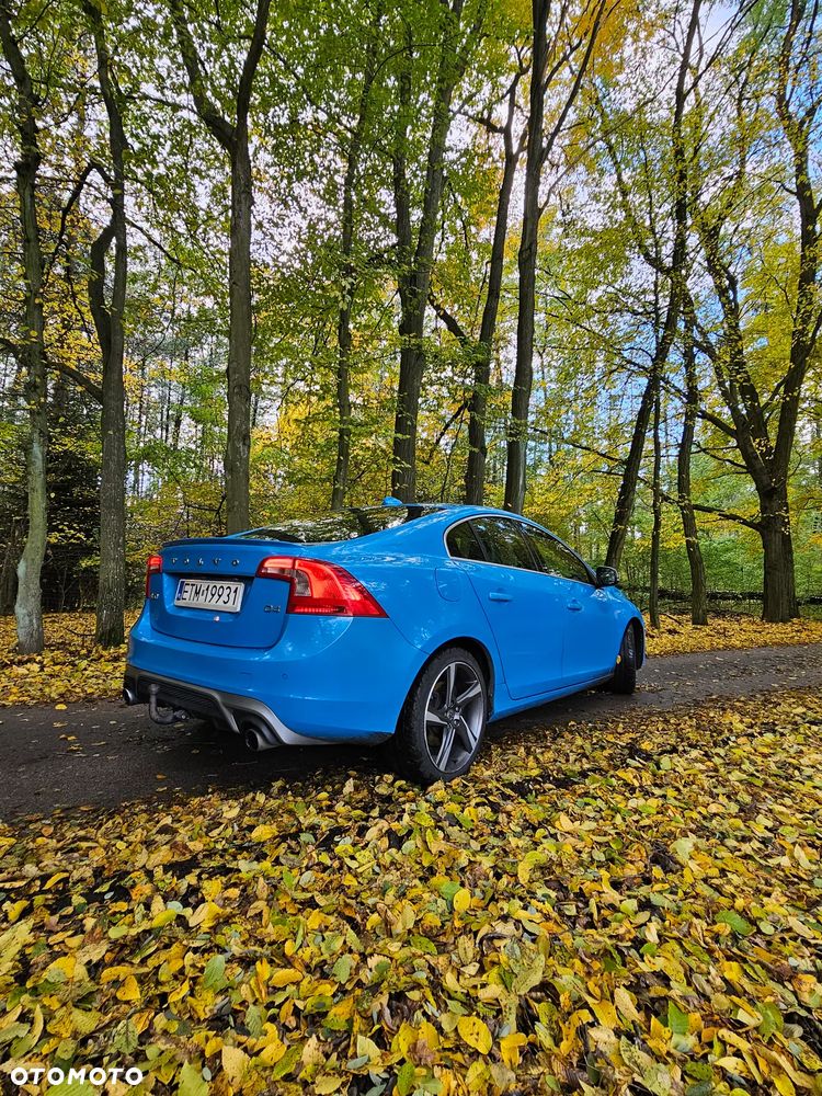 Volvo S60 D4 Drive-E R-Design Summum - 4