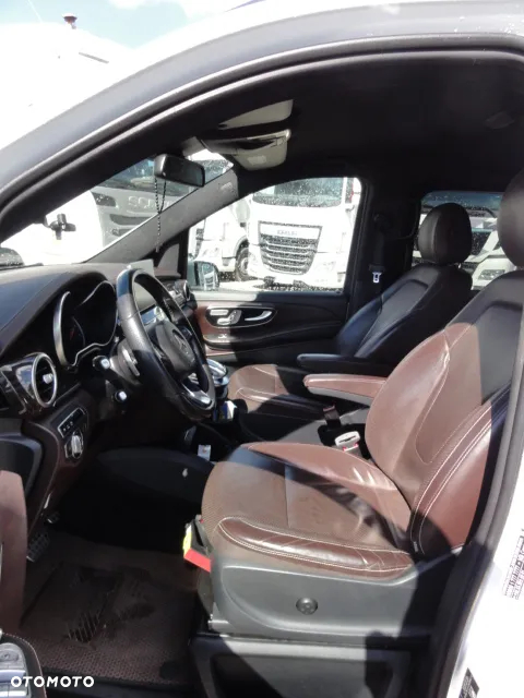 Mercedes-Benz Klasa V 250 (BlueTEC) d Avantgarde 7G-Tronic - 13