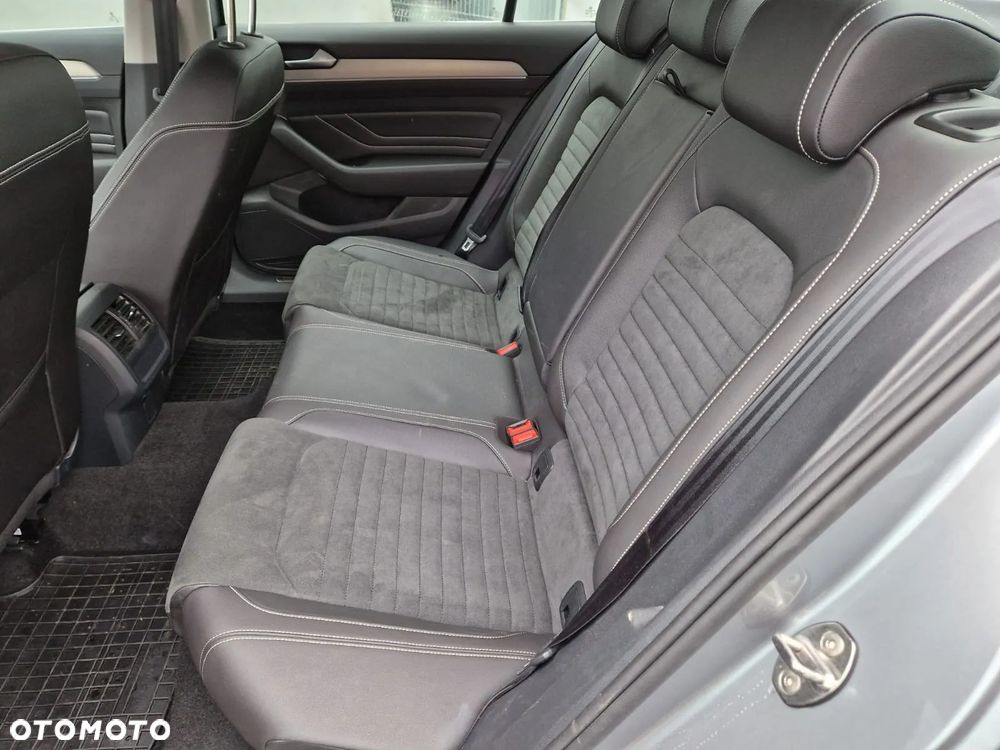 Volkswagen Passat 1.5 TSI EVO Essence DSG - 15