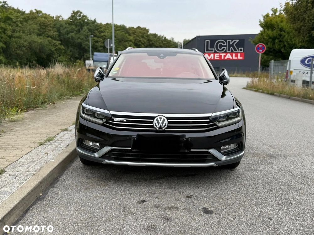 Volkswagen Passat Alltrack 2.0 TDI SCR 4Motion DSG (BMT) - 3