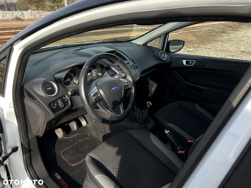 Ford Fiesta 1.25 Ambiente - 14