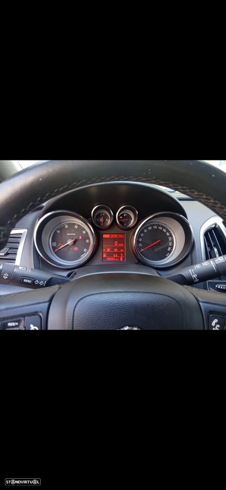Opel Astra Sports Tourer ver-1-7-cdti-cosmo - 10