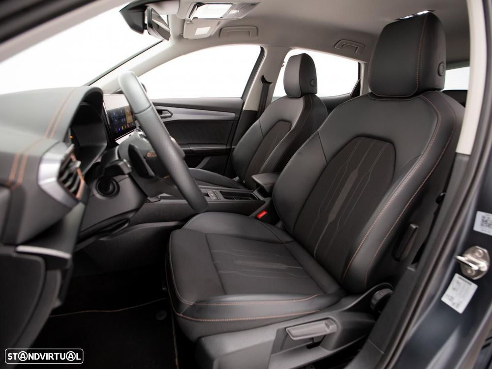 Cupra Formentor 1.4 e-Hybrid Base DSG - 8