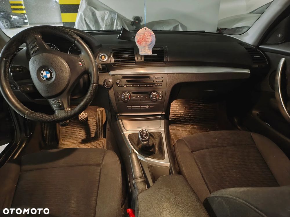 BMW Seria 1 118d - 11