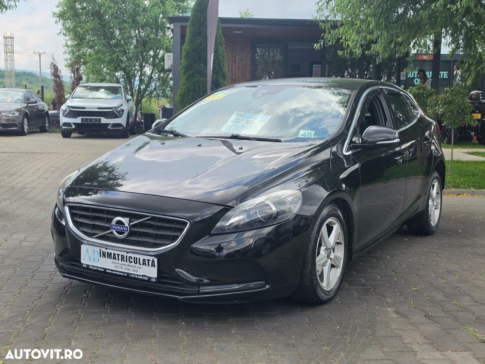 Volvo V40 D3 Kinetic - 2