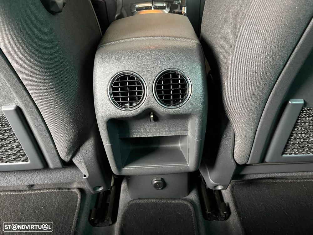 Peugeot 3008 1.6 e-HDi Allure CMP6 - 33