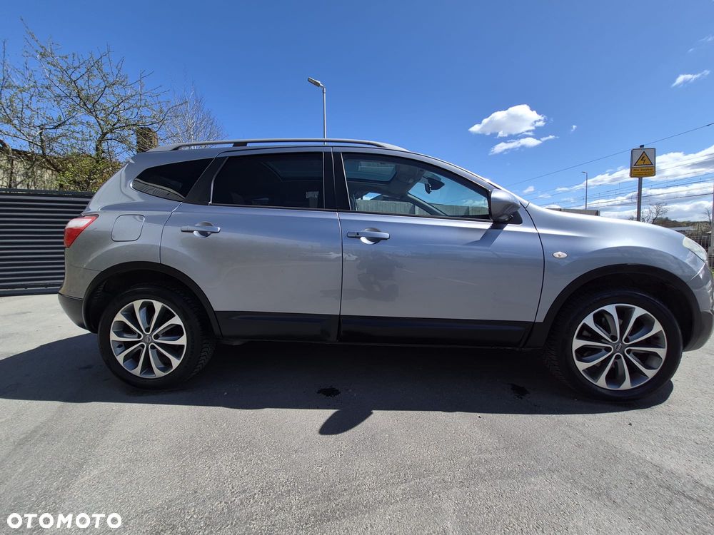 Nissan Qashqai+2 2.0 dCi DPF 4x4 tekna - 3