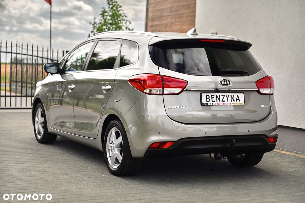 Kia Carens 1.6 GDI Attract - 13