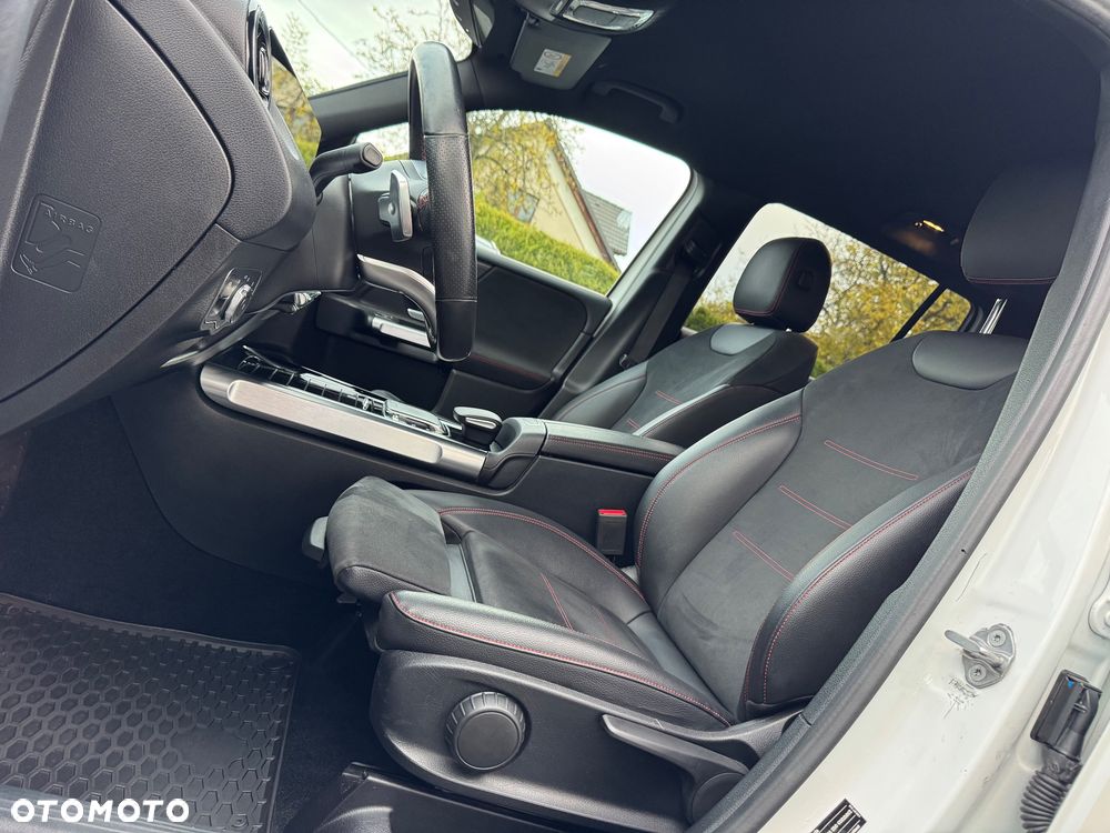 Mercedes-Benz GLB 250 4Matic 8G-DCT AMG Line - 21