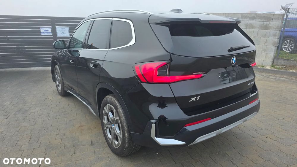 BMW X1 sDrive18i xLine - 6