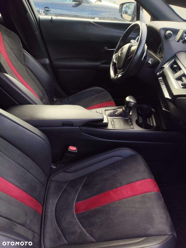 Lexus UX 200 GPF F Sport Design 2WD - 8