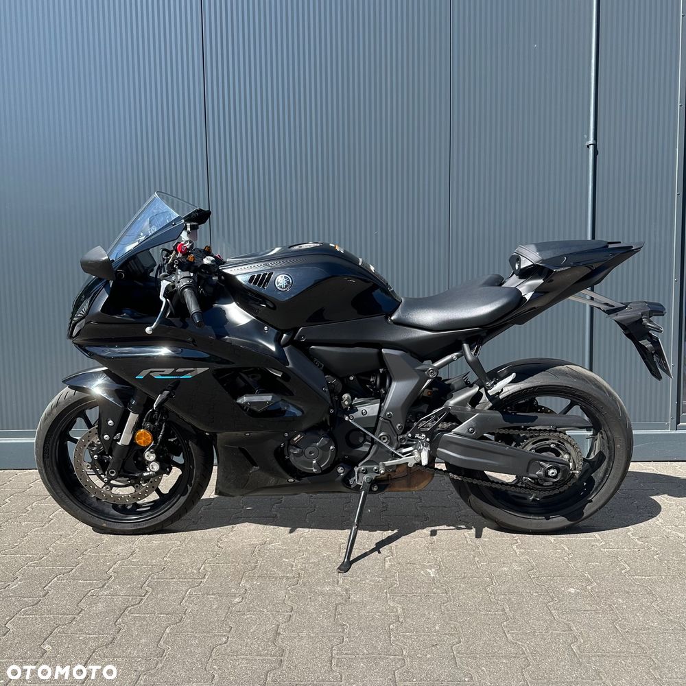 Yamaha R7 - 4