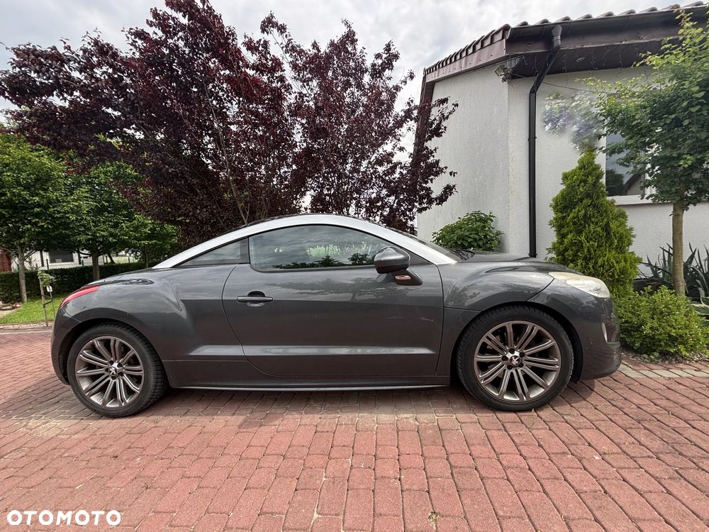 Peugeot RCZ - 2